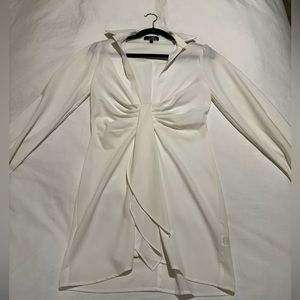 Beautiful white dress!